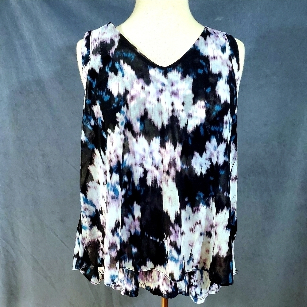 NWT Simply Vera Wang Watercolor Floral Drape Flowy Top
